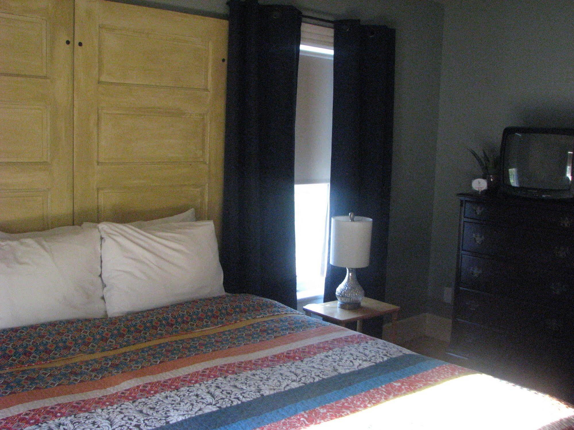 Petit Rocher Auberge D'Anjou-Cocooning Cafe מראה חיצוני תמונה