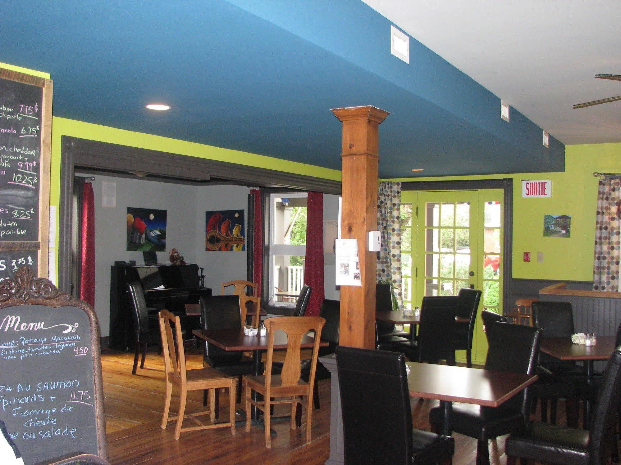 Petit Rocher Auberge D'Anjou-Cocooning Cafe מראה חיצוני תמונה