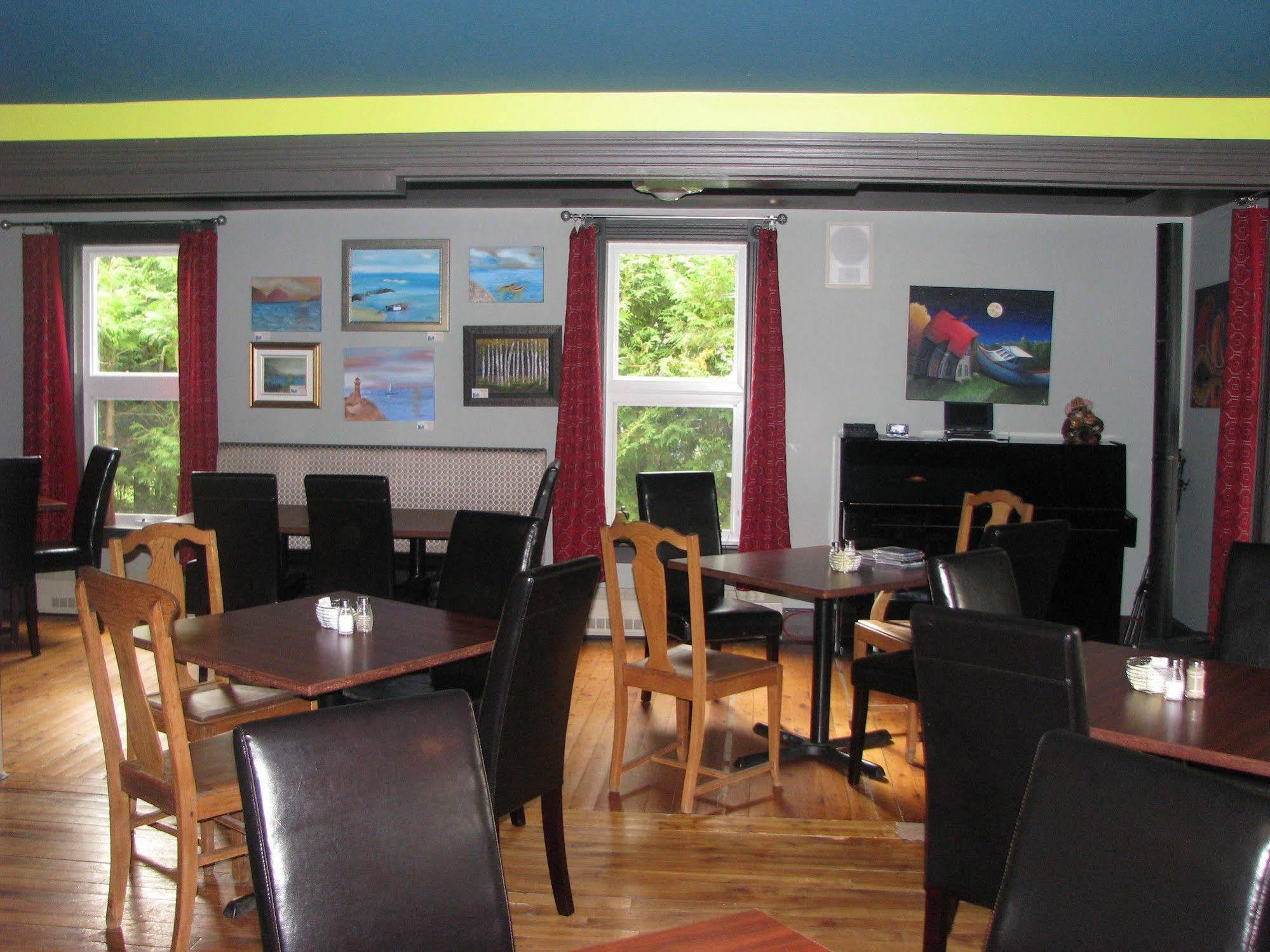Petit Rocher Auberge D'Anjou-Cocooning Cafe מראה חיצוני תמונה