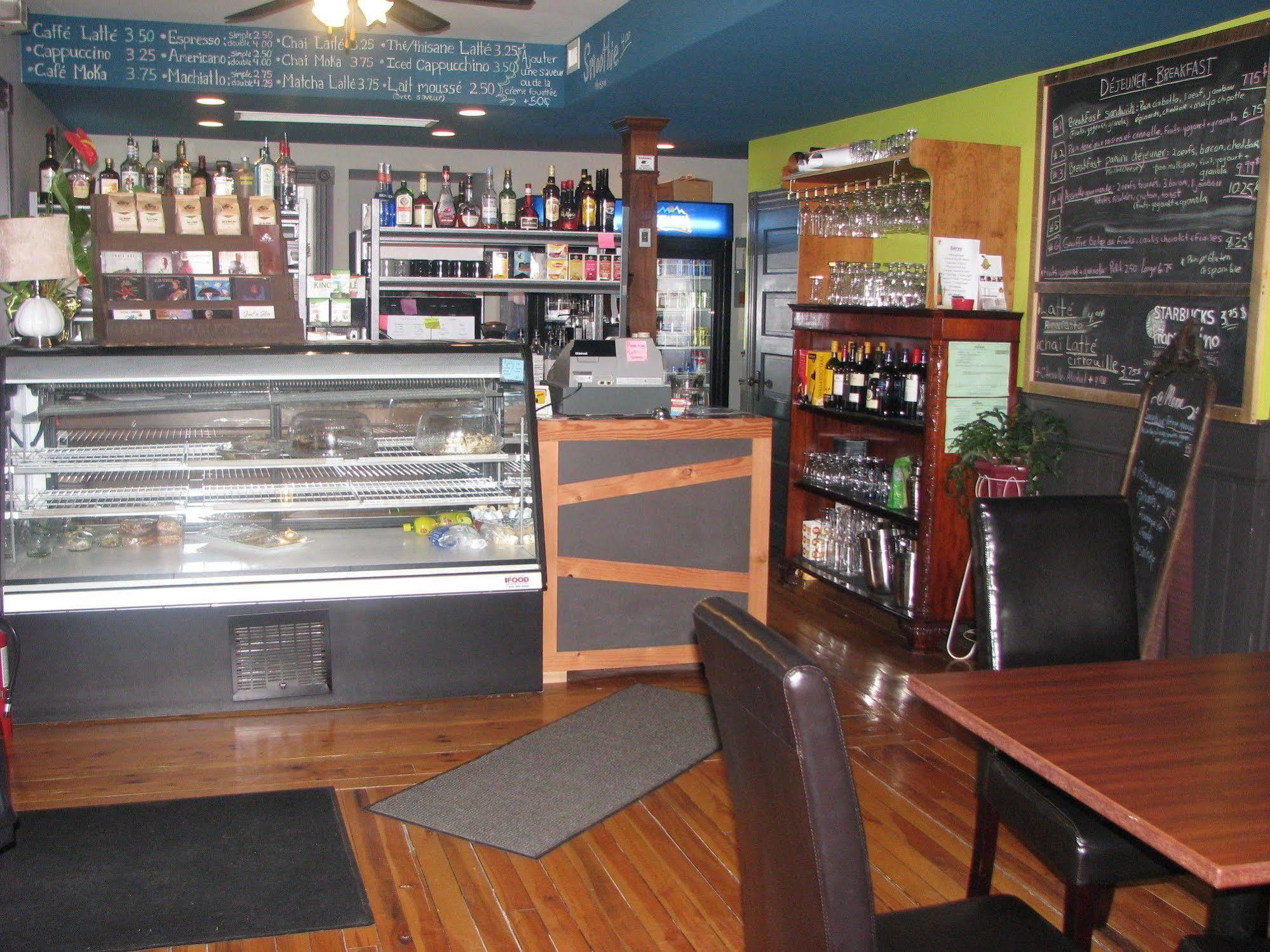 Petit Rocher Auberge D'Anjou-Cocooning Cafe מראה חיצוני תמונה